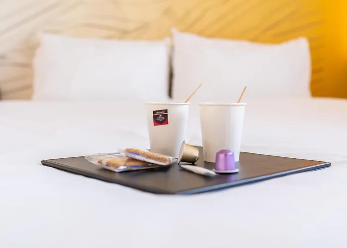 B&B Hotel Landerneau Bois Noir